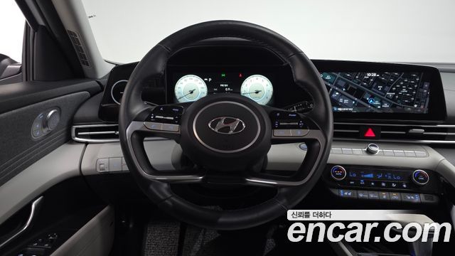 Hyundai AVANTE 2021 — photo 19