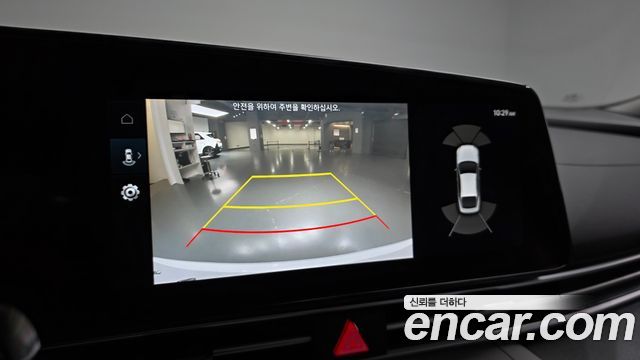 Hyundai AVANTE 2021 — photo 21
