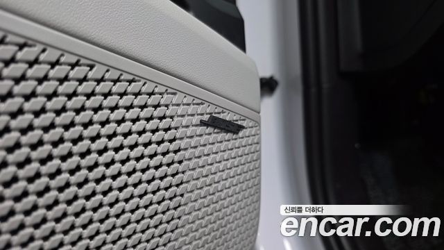 Hyundai AVANTE 2021 — photo 22