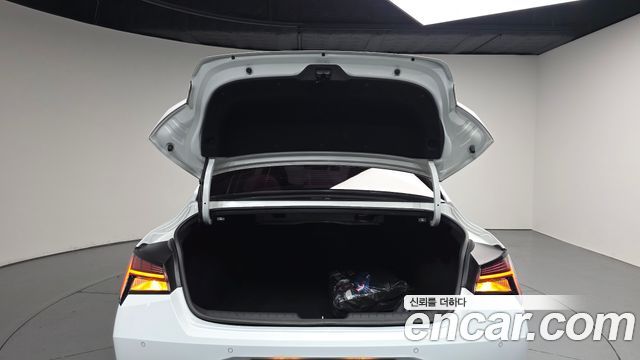 Hyundai AVANTE 2021 — photo 26