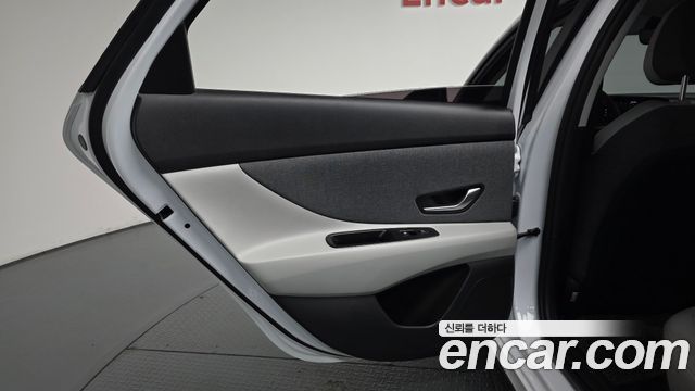 Hyundai AVANTE 2021 — photo 15