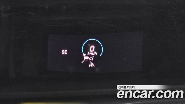 Mercedes-Benz E-Class 2021 — photo 30
