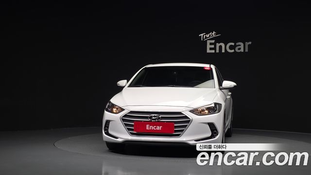 Hyundai AVANTE 2017 — photo 3
