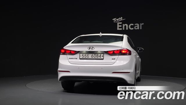 Hyundai AVANTE 2017 — photo 4