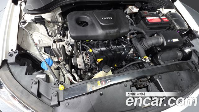 Hyundai AVANTE 2017 — photo 6