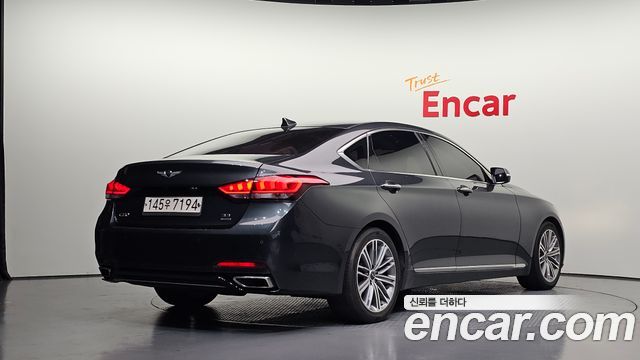Genesis G80 2018 — photo 2