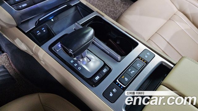 Genesis G80 2018 — photo 9