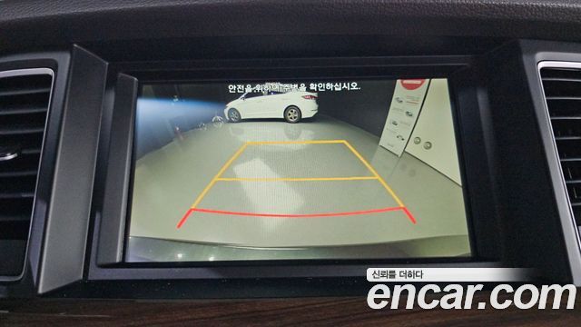 Genesis G80 2018 — photo 17