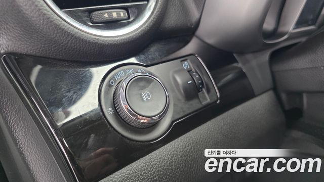 Chevrolet Korea Orlando 2016 — photo 15