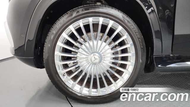 Mercedes-Benz GLS-Class 2023 — photo 5