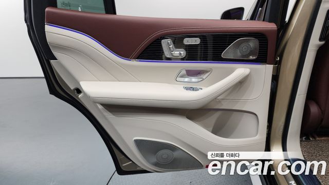 Mercedes-Benz GLS-Class 2023 — photo 15
