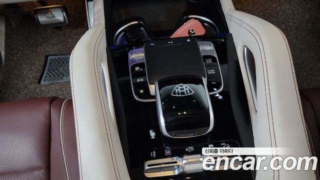Mercedes-Benz GLS-Class 2023 — photo 31