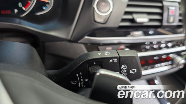 BMW X3 2018 — photo 27