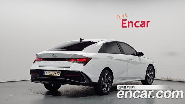 Hyundai AVANTE 2024 — photo 2