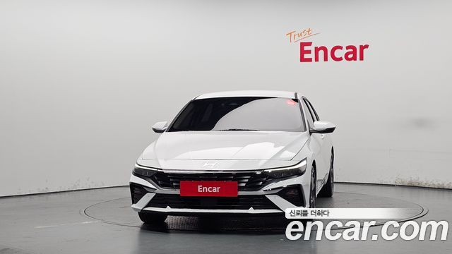Hyundai AVANTE 2024 — photo 3