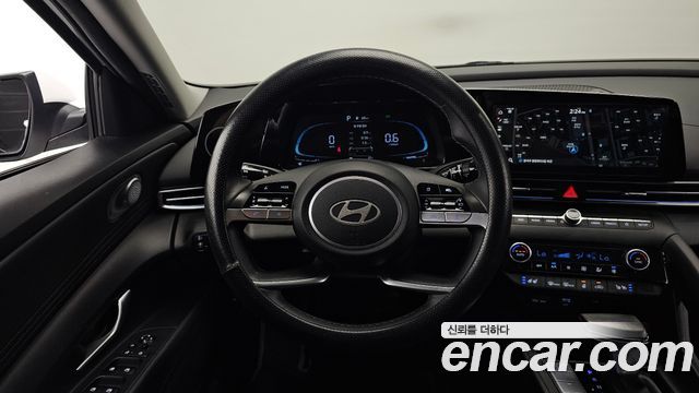 Hyundai AVANTE 2024 — photo 19