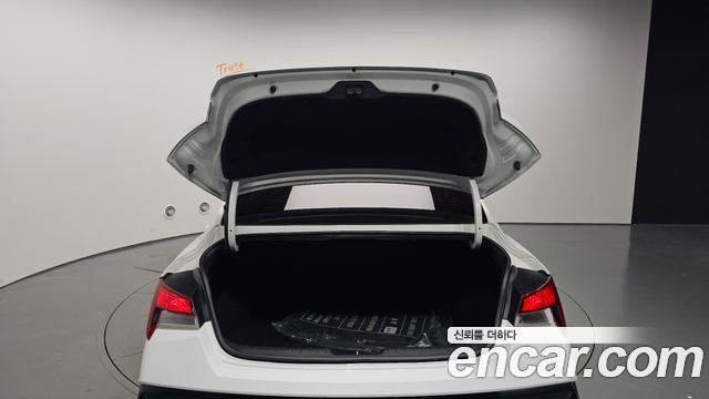 Hyundai AVANTE 2024 — photo 26