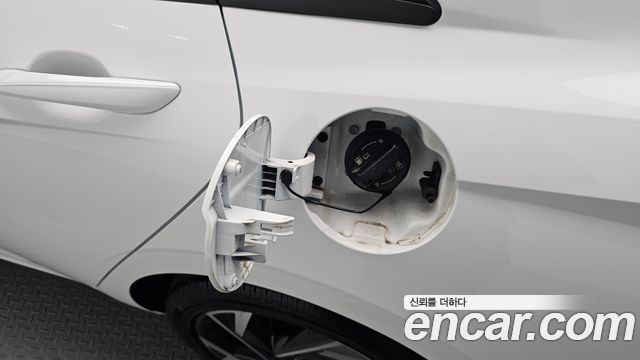 Hyundai AVANTE 2024 — photo 32