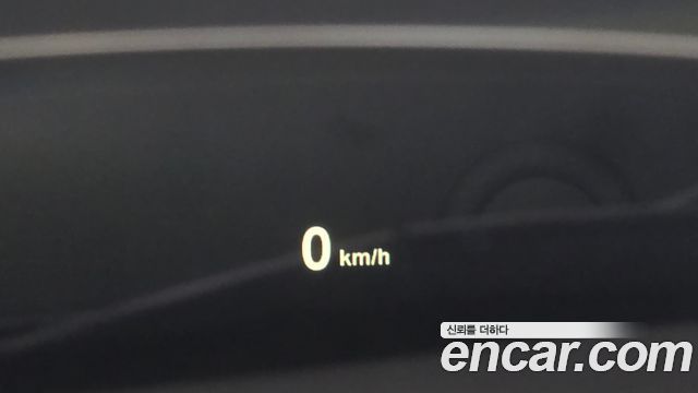 Mini Cooper Convertible 2019 — photo 22