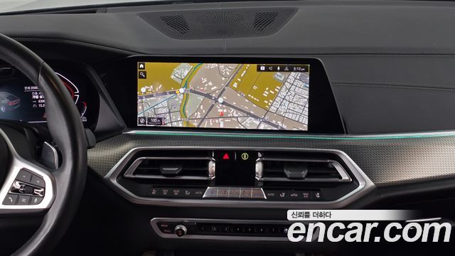 BMW X6 2021 — photo 18