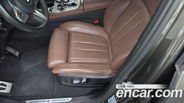 BMW X6 2021 — photo 24