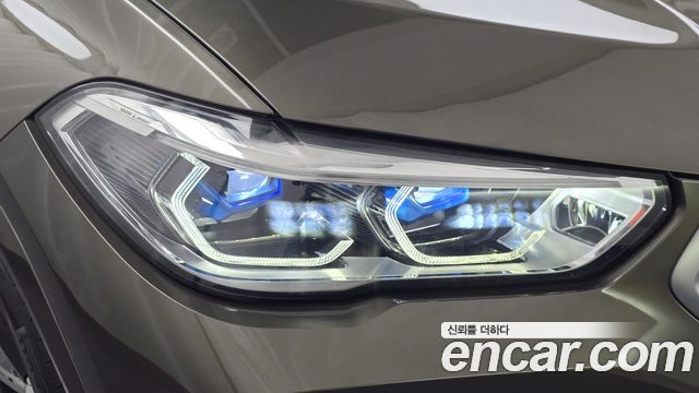BMW X6 2021 — photo 8