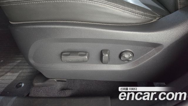Hyundai Santafe 2015 — photo 31