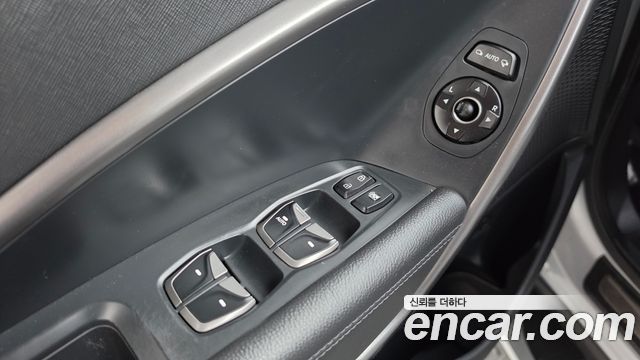 Hyundai Santafe 2015 — photo 35