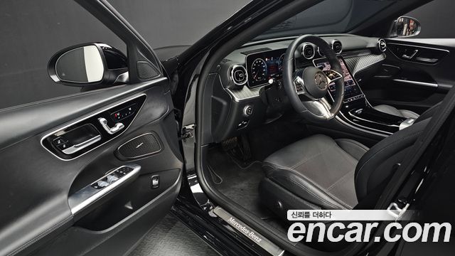 Mercedes-Benz C-Class 2024 — photo 17