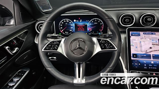Mercedes-Benz C-Class 2024 — photo 19