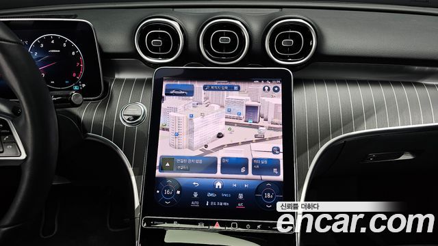 Mercedes-Benz C-Class 2024 — photo 20