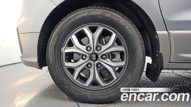 Hyundai Starex 2018 — photo 5