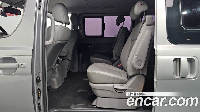 Hyundai Starex 2018 — photo 18