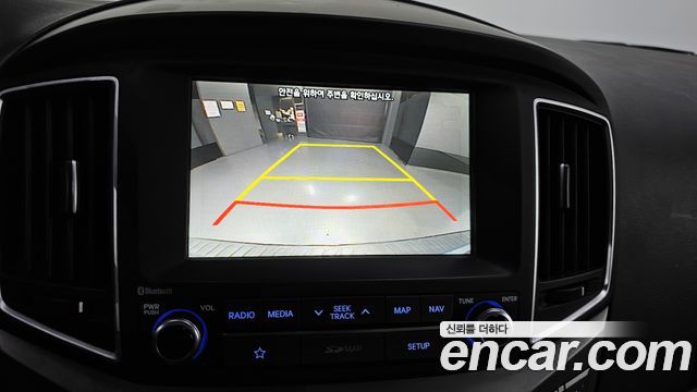 Hyundai Starex 2018 — photo 22
