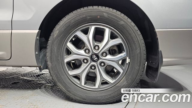 Hyundai Starex 2018 — photo 7