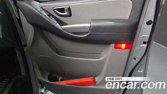 Hyundai Starex 2021 — photo 15
