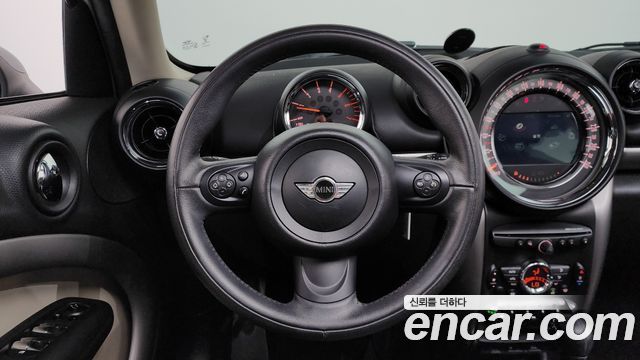 Mini Countryman 2016 — photo 13