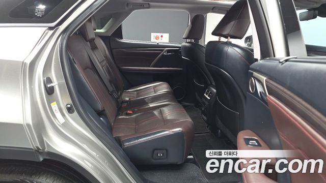 Lexus RX 2019 — photo 18