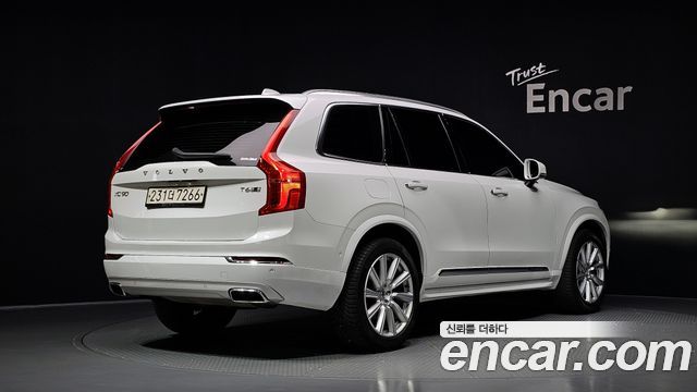 Volvo XC90 2019 — photo 2