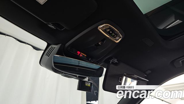 Volvo XC90 2019 — photo 28