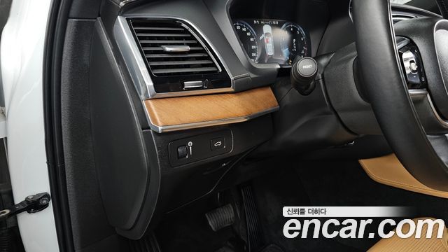 Volvo XC90 2019 — photo 29
