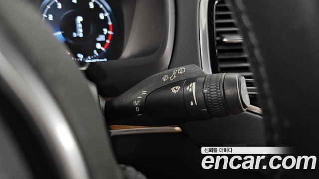Volvo XC90 2019 — photo 30