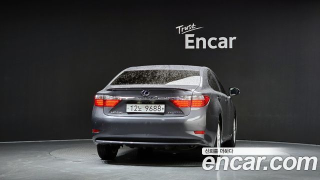 Lexus ES 2014 — photo 4