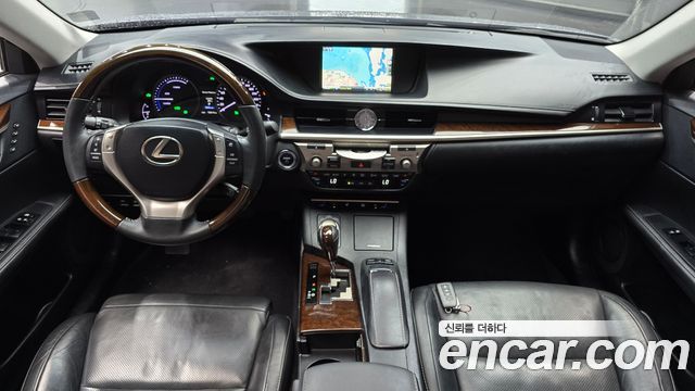 Lexus ES 2014 — photo 7