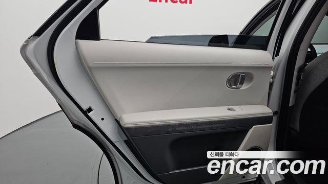 Hyundai Ioniq5 2022 — photo 15
