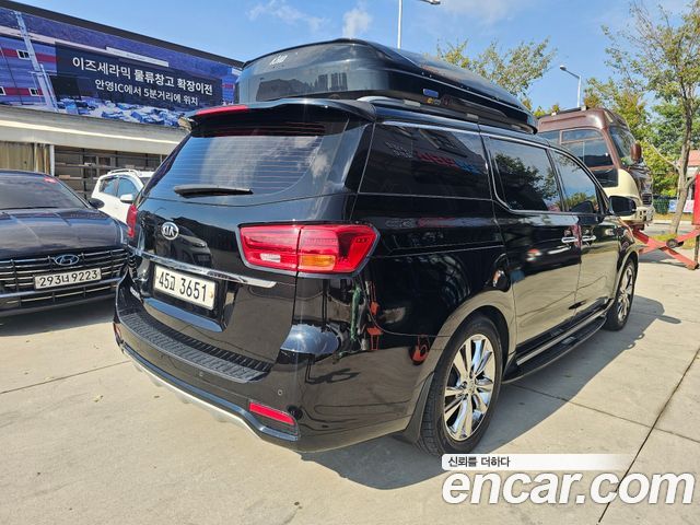 Kia Canival 2019 — photo 4