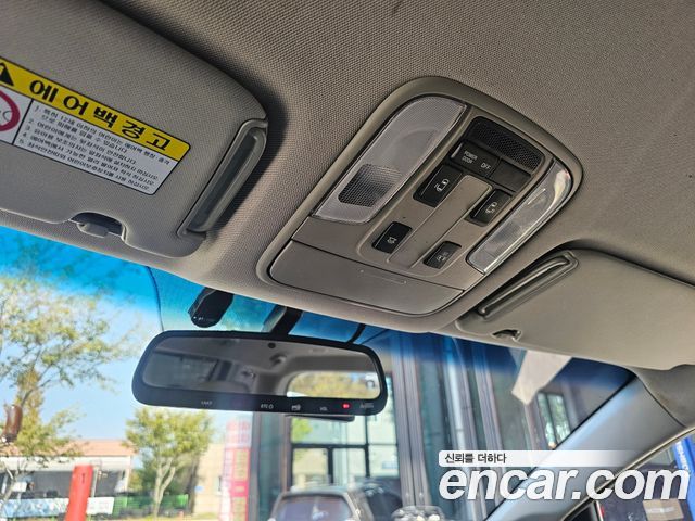 Kia Canival 2019 — photo 19