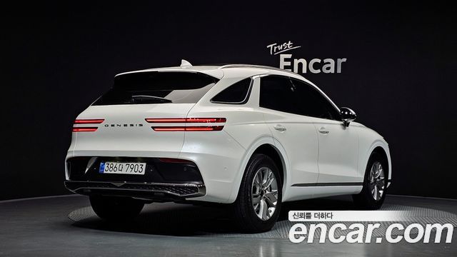 Genesis GV70 2025 — photo 2