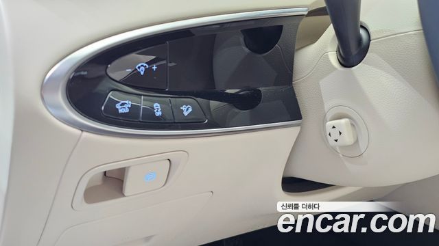 Genesis GV70 2025 — photo 22