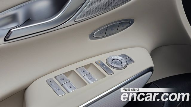 Genesis GV70 2025 — photo 23